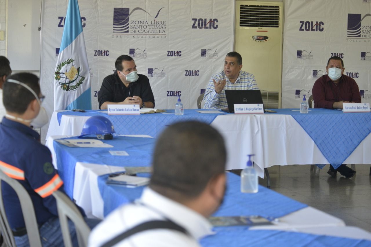 Autoridades de ZOLIC se reúnen con el Comité de Usuarios